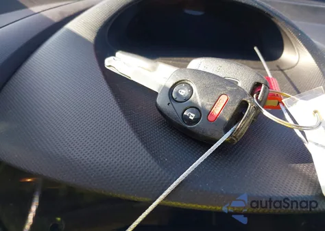 2013 Honda Insight Ex from USA, damaged, VIN JHMZE2H72DS003397